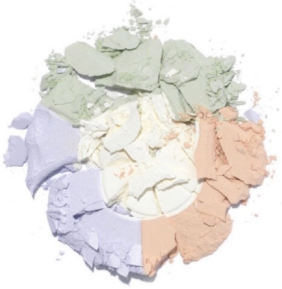 Stila One Step Correct Brightening Finishing Powder-Light - Picture 6 of 12